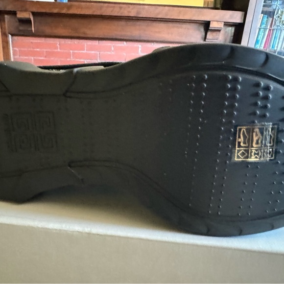 Givenchy Shark Biker Boots -NWT - Picture 5 of 7